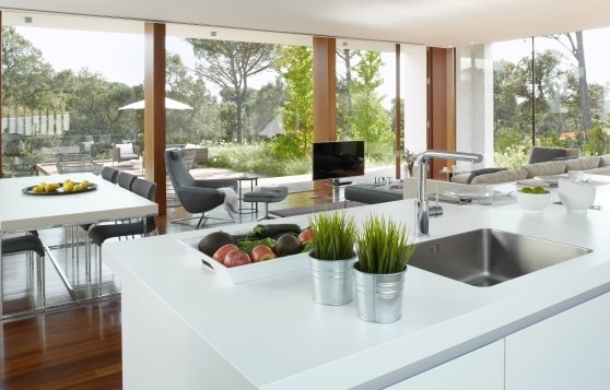 www.silestone.bg