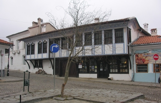 Дияна Кинова