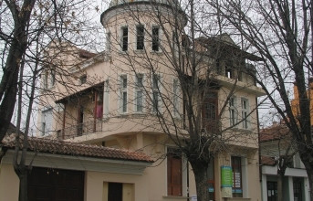Дияна Кинова