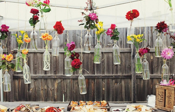 http://rilane.com/outdoor/11-inexpensive-landscaping-ideas-for-better-outdors/